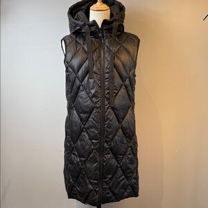 BernARDO Recycled Quilted Hooded Vest Black Size Medium | Lightweight Puffer